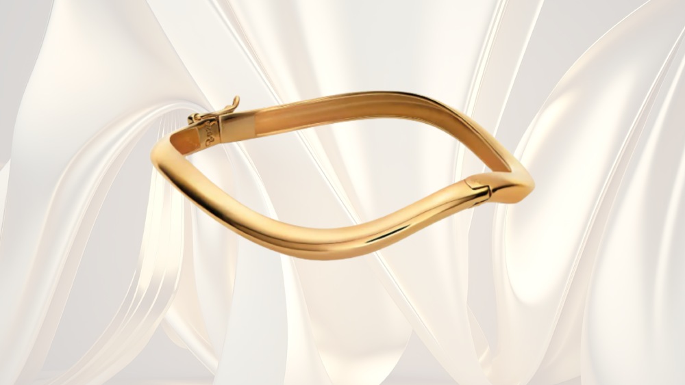 Wavy Cuff Bracelet in Gold Vermeil