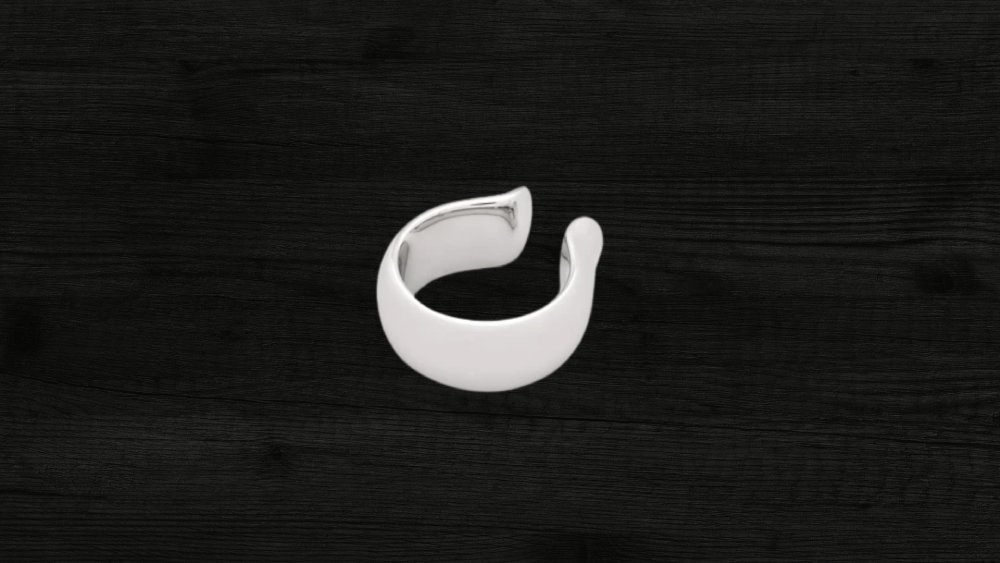 Tom Wood Oyster Ear Cuff